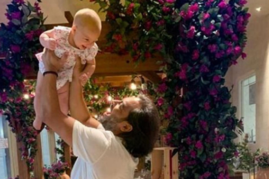 La hija del guatemalteco nació este año (Foto: Instagram Carlos Ruiz)