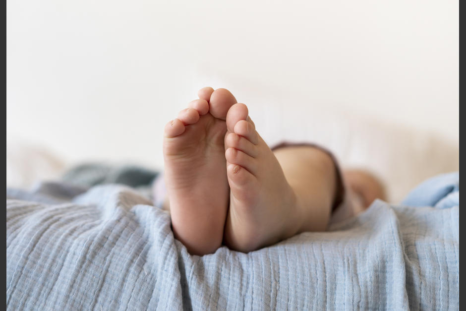 El peque&ntilde;o falleci&oacute; a consecuencia de una golpiza que le propin&oacute; su propia madre. (Foto: Freepik)