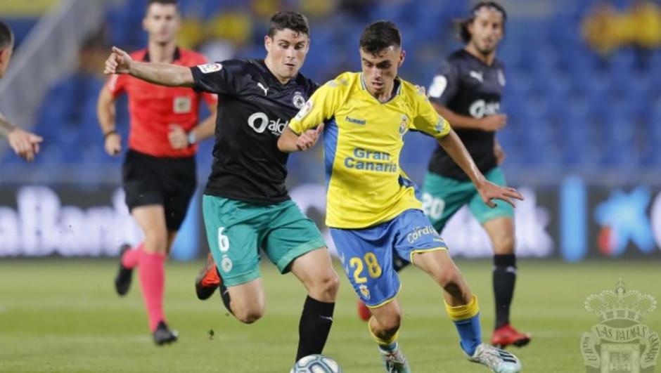 Pedri es el crack que fichó el FC Barcelona y que promete ser el sucesor de Messi. (Foto: Las Palmas)