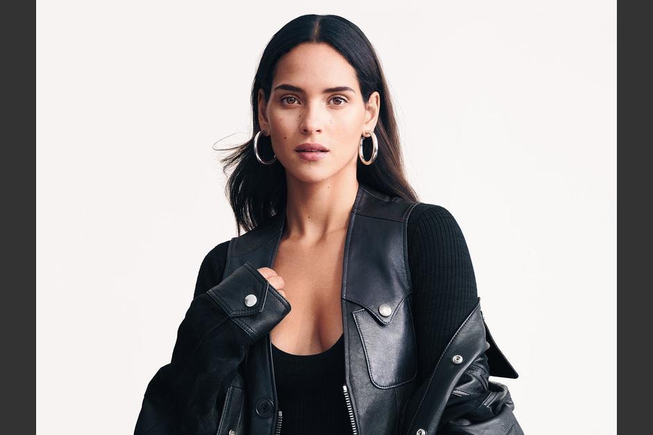 La hija de Ricardo Arjona mostró su cuerpazo bajo el sol en Atitlán. (Foto: Vanity Fair)&nbsp;