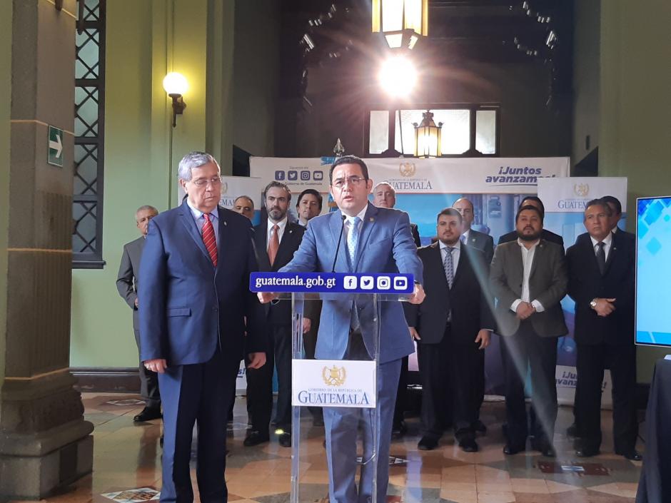 El presidente Jimmy Morales declaró estado de sitio en cuatro departamentos. (Foto: AGN)