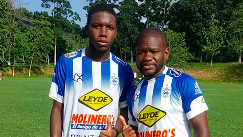 Milton Omar Núñez y su hijo juegan juntos en el Victoria de la Liga de Ascenso de Honduras.