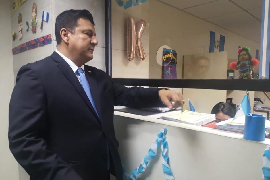 Estuardo Gald&aacute;mez acudi&oacute; a la cuarta citaci&oacute;n por el antejuicio en su contra por el caso Subordinaci&oacute;n de Poderes.