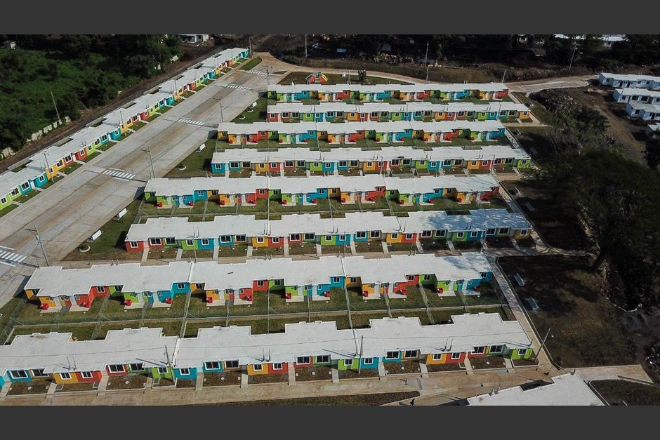 De las mil viviendas prometidas, el Gobierno ha entregado 536 a los damnificados por la erupción del volcán de Fuego. (Foto: AGN)
