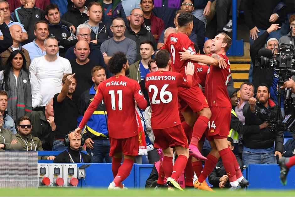 Con 18 puntos despu&eacute;s de seis partidos, el Liverpool lidera la Premier League. (Foto: AFP)