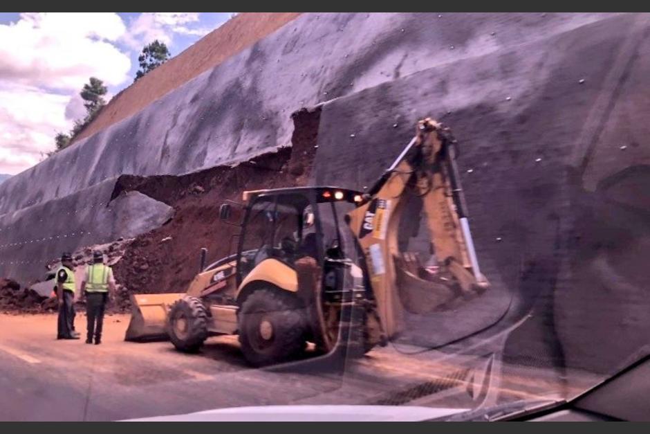 En menos de dos semanas se han registrado varios derrumbes en la ruta. (Foto: Villa Nueva News)&nbsp;