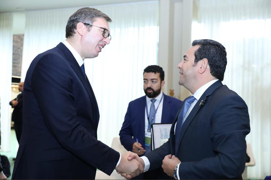 El presidente Jimmy Morales se reuni&oacute; con el presidente de Serbia, Aleksandar Vucic, en Nueva York. (Foto: AGN)