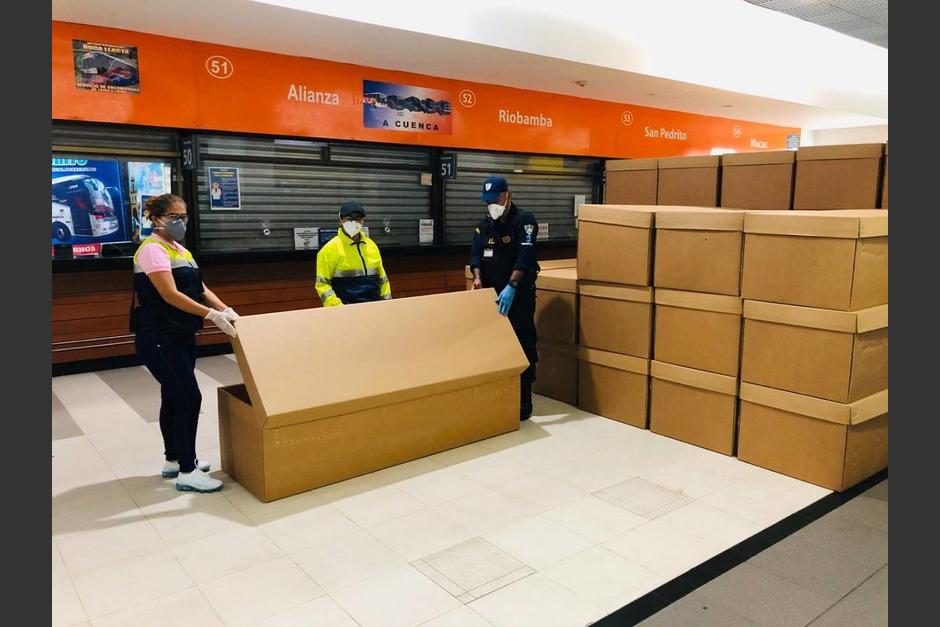 Las autoridades buscan aliviar la crisis que se ha desatado en la ciudad con una gran cantidad de población de escasos recursos. (Foto: Municipalidad de Guayaquil)