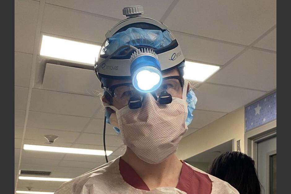 La doctora se encuentra en la primera línea de servicio médico y envió un mensaje emotivo para sus hijos. (Foto: Twitter&nbsp;Cornelia Griggs)