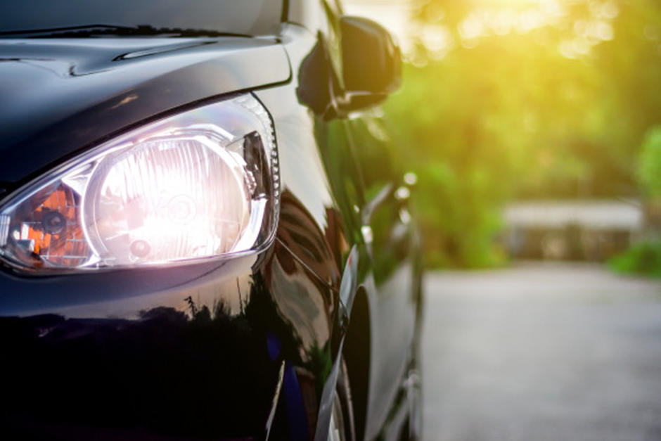 No dejes tu vehículo abandonado en el parqueo por más de una semana (Fotografía: Freepik)