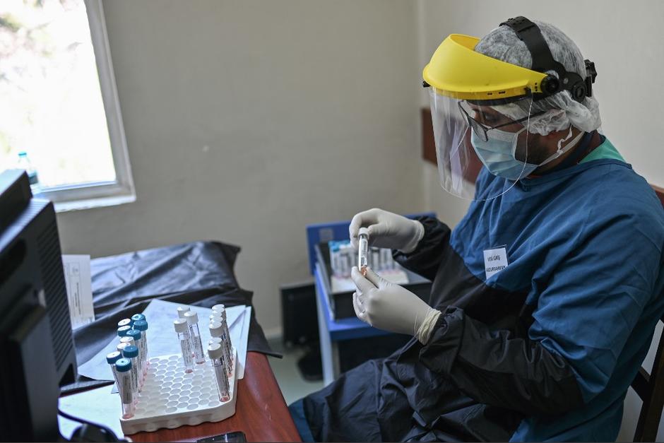 Se confirman nuevos casos de coronavirus en el país. (Foto: AFP)