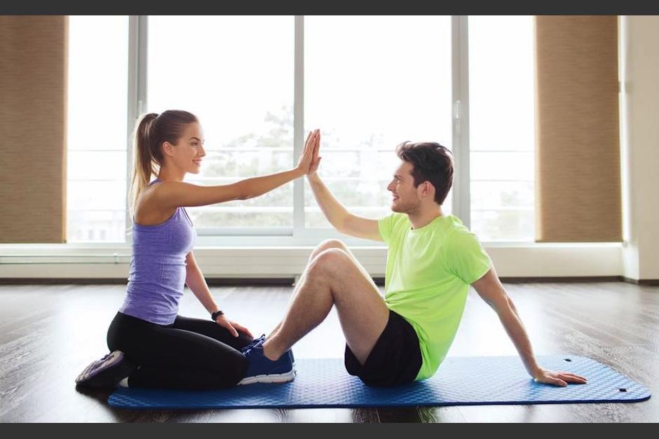 Aprovecha estos divertidos movimientos para mantenerte en forma. (Foto: Deporte UnComo)