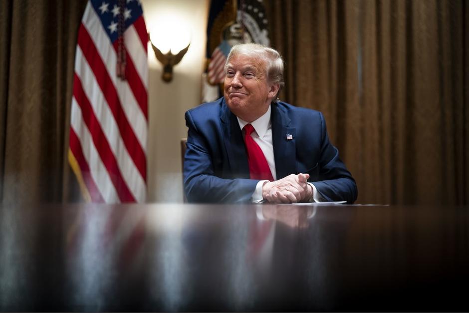 En Estados Unidos han fallecido 24 mil personas afectadas por el covid-19 hasta el martes 14 de abril. (Foto: AFP)&nbsp;