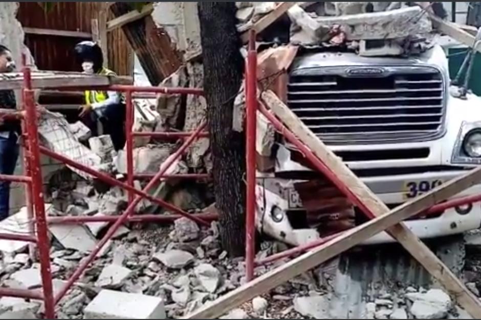 La ma&ntilde;ana de este mi&eacute;rcoles se registr&oacute; un nuevo accidente de tr&aacute;nsito protagonizado por un piloto de transporte pesado. (Foto: Tr&aacute;nsito Villa Nueva)