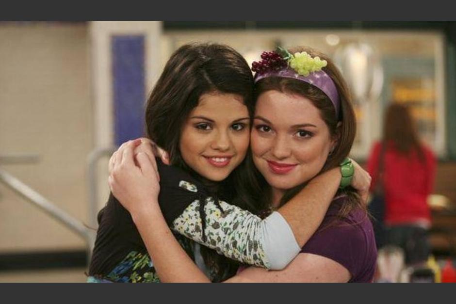 Jennifer Stone, actriz de &ldquo;Los Hechiceros de Waverly Place&rdquo; anunci&oacute; su nueva profesi&oacute;n y se lanza a la lucha contra el Coronavirus. (Foto Instagram)