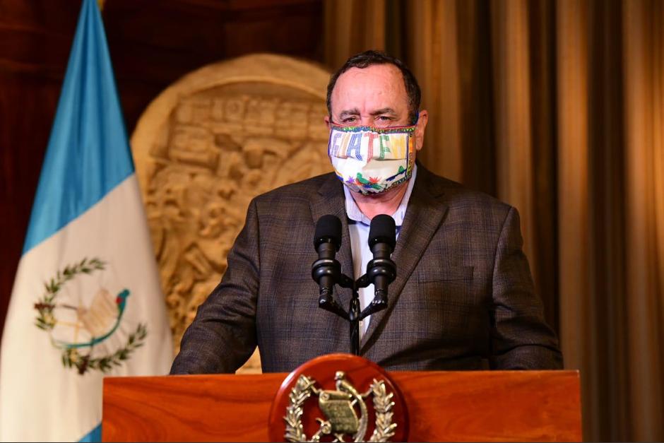 El presidente Alejandro Giammattei actualiz&oacute; casos positivos de Covid-19. (Foto: SCSP)