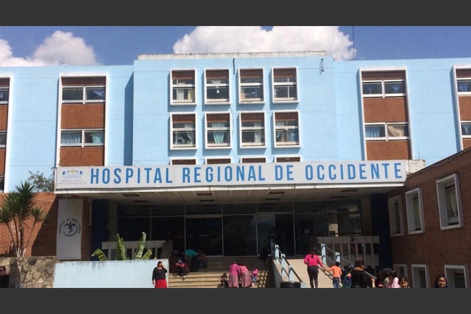 Un médico del Hospital Regional de Occidente pidió al presidente Alejandro Giammattei "amarrarse bien los pantalones". (Foto: DCA)