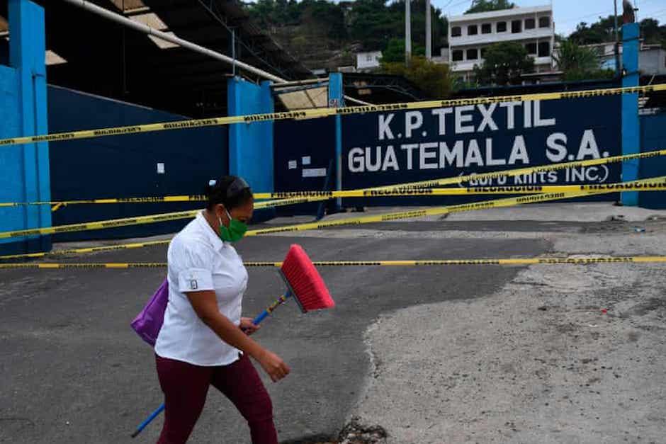 La maquila guatemalteca KP Textil abastec&iacute;a a Amazon, Gap y American Eagle. Amazon empez&oacute; una investigaci&oacute;n por este caso (Foto: AFP)