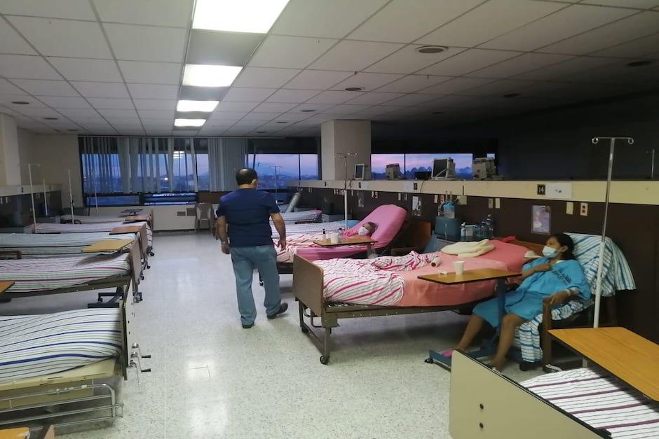 Baj&oacute; el n&uacute;mero de pacientes graves y moderados por Covid-19, que atiende el hospital. (Foto: Hospital General San Juan de Dios)