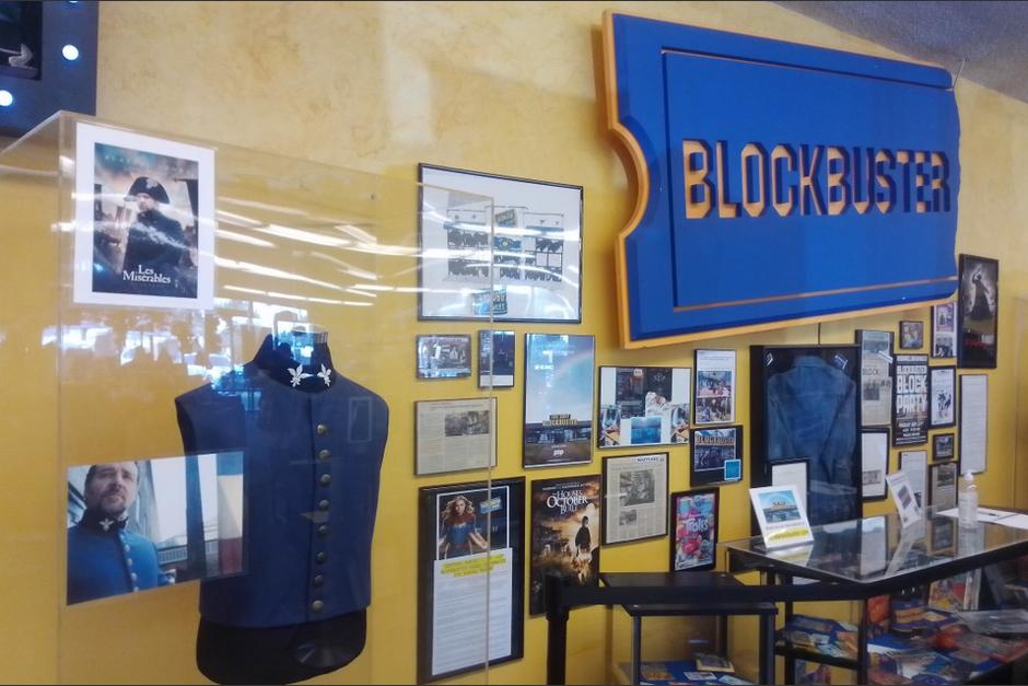 La experiencia permitir&aacute; ver todas las pel&iacute;culas que quieras en VHS o DVD sin salir de la tienda. (Foto: AFP)