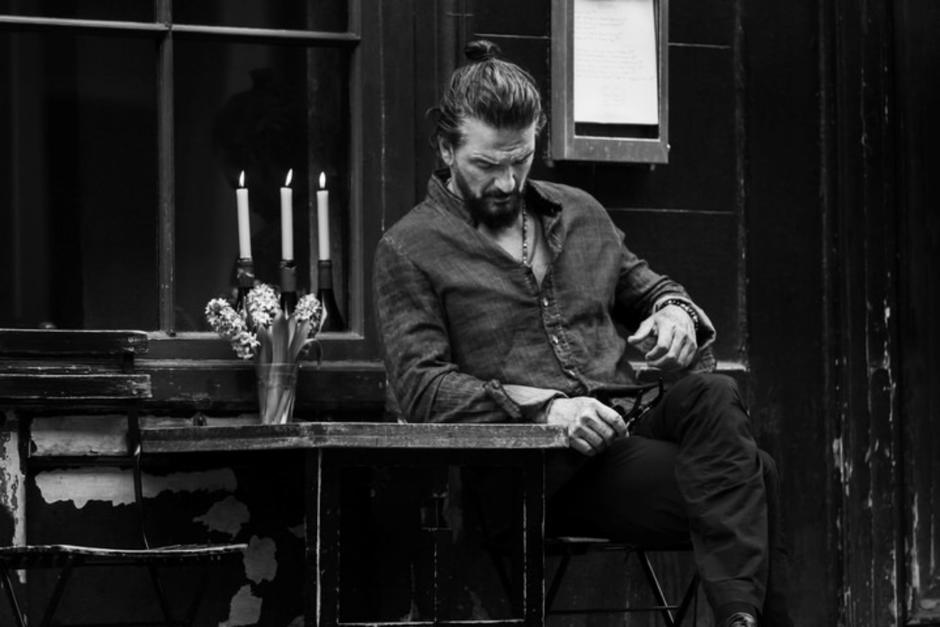 Ricardo Arjona presenta su nuevo tema "Invierno de Cristal". (Foto: Ricardo Arjona oficial)&nbsp;