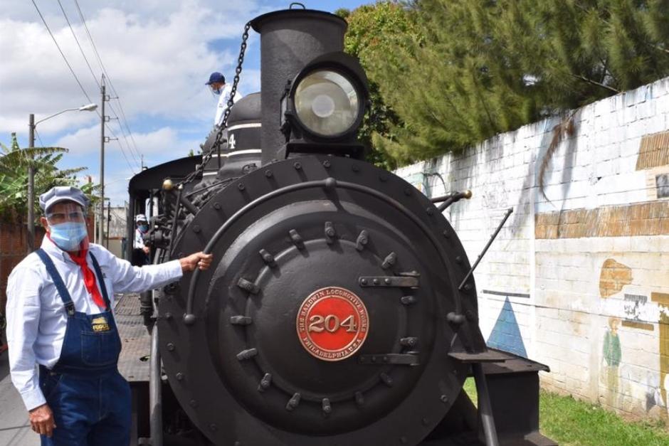 La locomotora de vapor 204 hizo un recorrido de mantenimiento y protección. (Foto: Fegua)&nbsp;