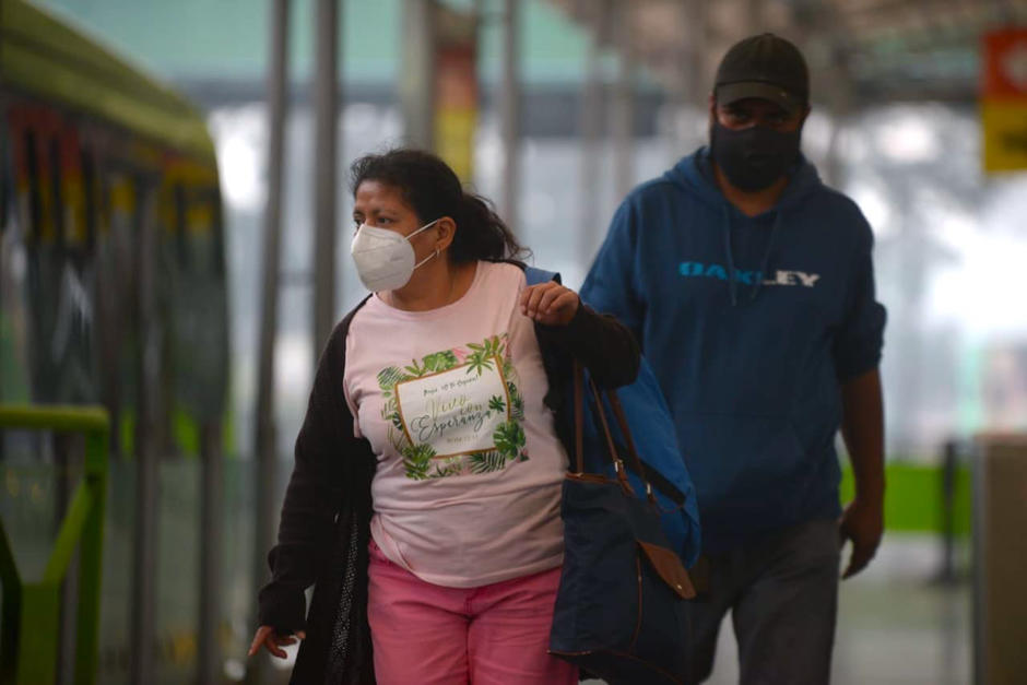 El uso de mascarillas ha sido señalado por su uso prolongado, pero no provoca reacciones en la piel. (foto: Wilder López/Soy502)