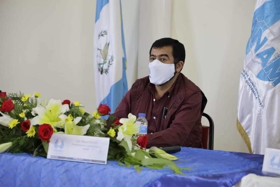 El alcalde de Salcajá, Miguel Ovalle, confirma que su mamá padece de Covid-19. (Foto: Facebook/Municipalidad)