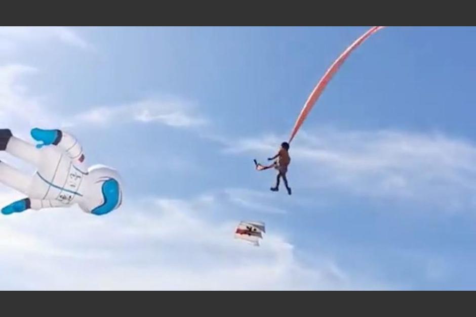 Un ni&ntilde;o qued&oacute; atorado en una cometa y sale volado en un festival de barriletes en Taiw&aacute;n. (Foto: Captura de pantalla)