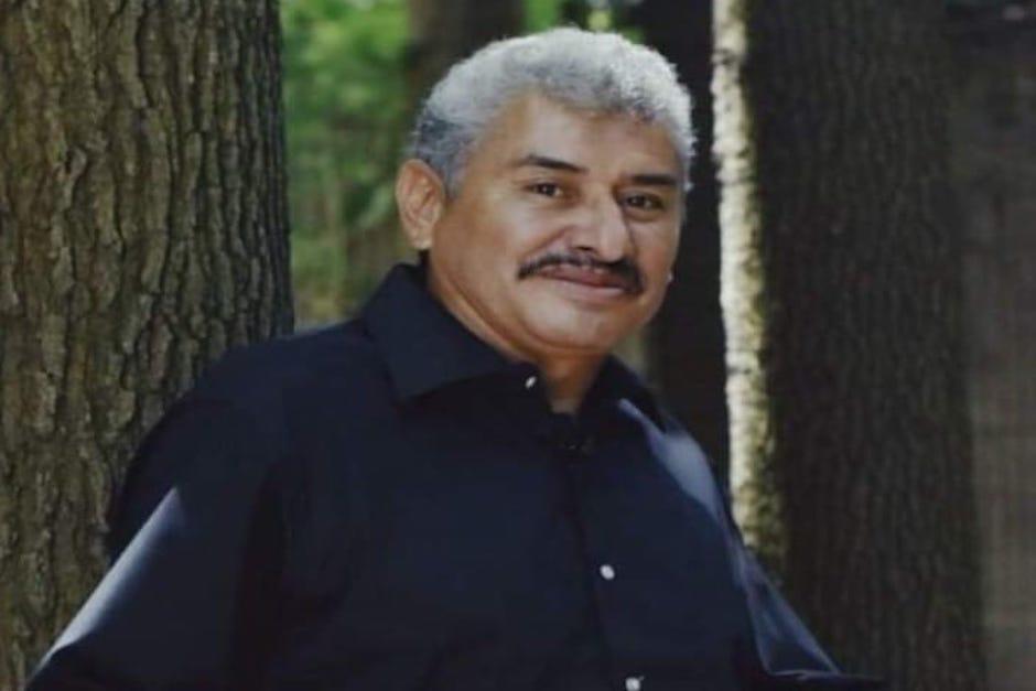 El personal m&eacute;dico aplaudi&oacute; los pasos de baile del Lobo V&aacute;squez y su esposa. (Foto: Facebook)