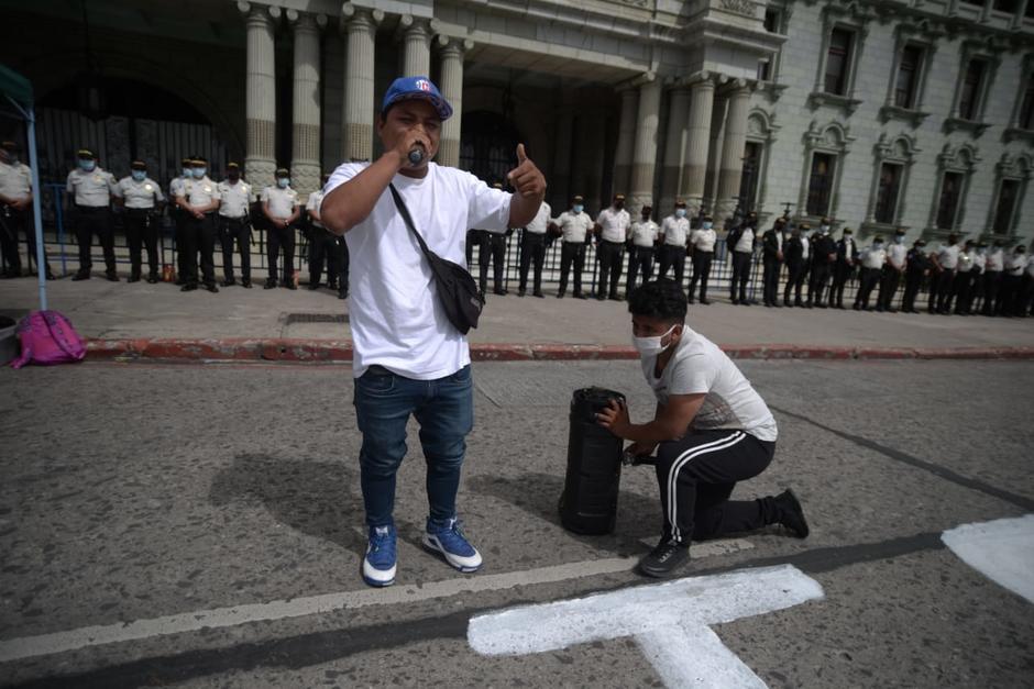 El hombre se hace llamar "Serio". (Foto: Wilder López/Soy502)&nbsp;