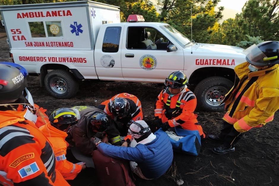 Los socorristas reportan que la operaci&oacute;n de rescate comenz&oacute; a las 3 de la madrugada. (Foto: Bomberos Voluntarios)