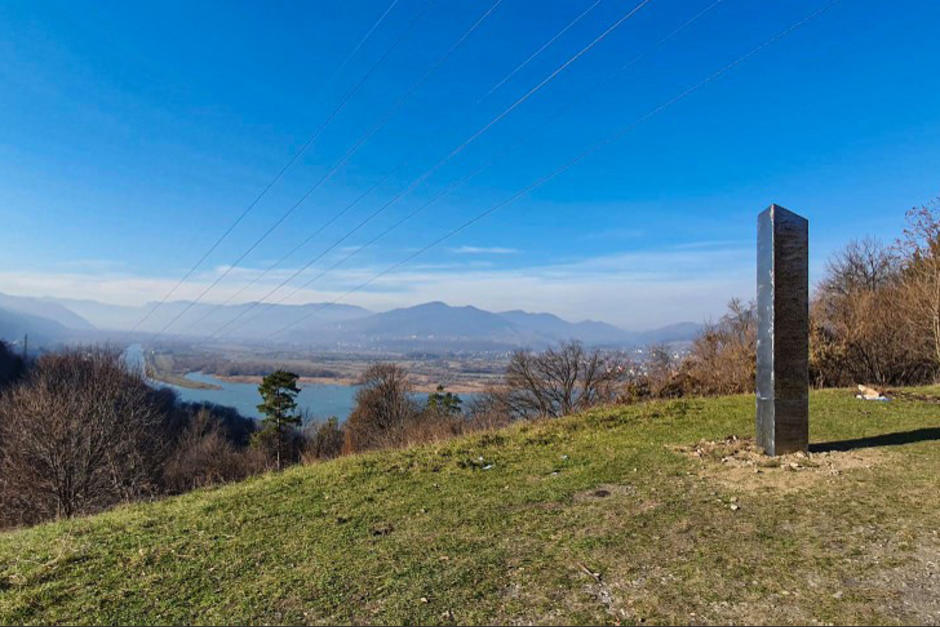 Las apariciones de estos monolitos se han reportado en varios pa&iacute;ses del mundo. (Foto: AFP)&nbsp;