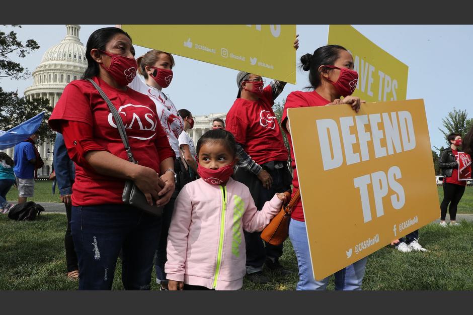 El beneficio para este grupo de migrantes continuar&aacute; vigente hasta el 4 de octubre de 2021. (Foto: Dallas News)