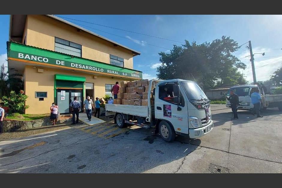 Banrural apoya con víveres a 5 mil familias guatemaltecas