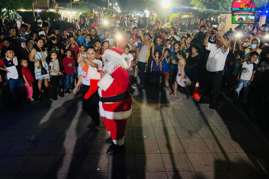 El festival navideño se inauguró este martes en Nueva Concepción, Escuintla. (Foto: Municipalidad de Nueva Concepción)&nbsp;