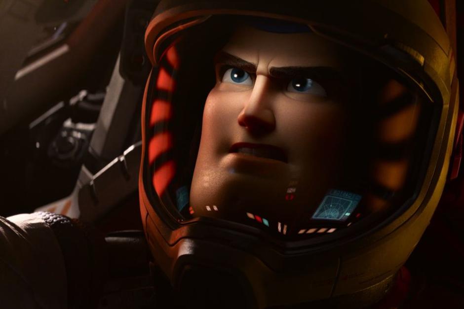 El filme llegar&aacute; en el verano del 2022 y se inspira en el origen de Buzz Lightyear. (Foto: Pixar)