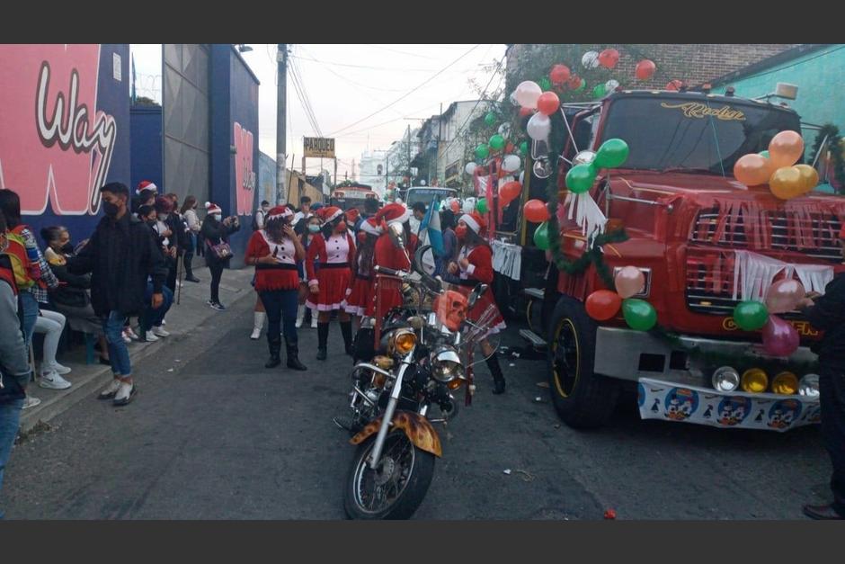 En Villa Nueva se realiz&oacute; un desfile pese a la emergencia por el coronavirus. (Foto: PMT)&nbsp;