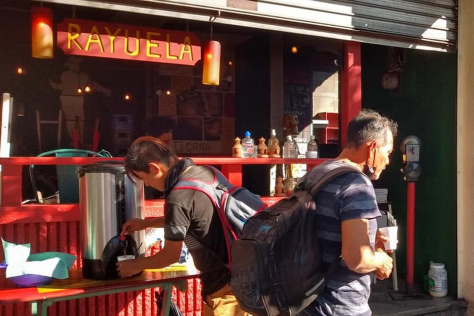 Rayuela vuelve a ofrecer su "Caf&eacute; pendiente", luego de la adversidad. (Foto:&nbsp; Caf&eacute; Pendiente Rayuela)