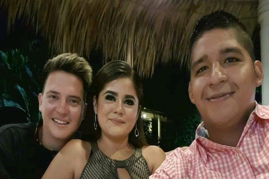 Una de las integrantes del grupo de youtubers denunci&oacute; que fue agredida por sus compa&ntilde;eros (Foto: Facebook)