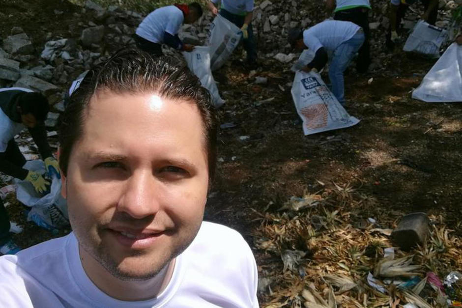 José Alberto Rivera será el reemplazo de Adela Camacho de Torrebiarte, legisladora que falleció este miércoles 16 de diciembre. (Foto:&nbsp;@Rivera_JoseAlb/Twitter)