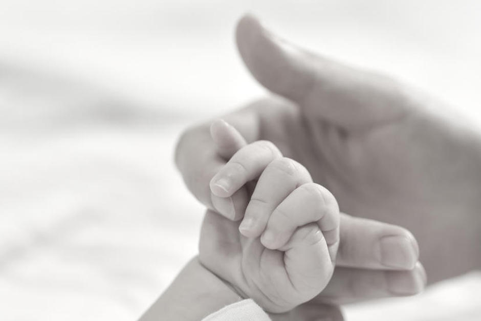 La madre y la beb&eacute; se separaron desde el parto para evitar que la reci&eacute;n nacida adquiriera el Covid-19. (Foto: Freepik)