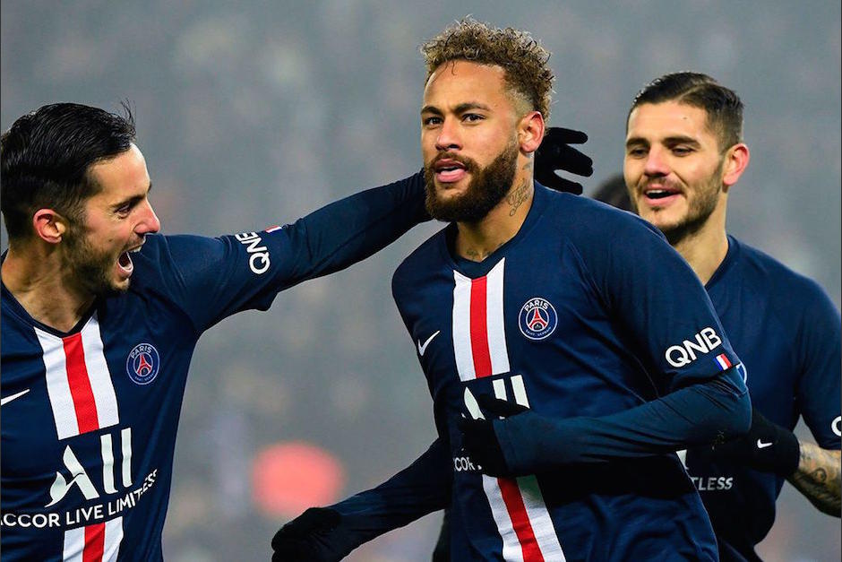 Neymar es víctima de criticas en Francia por sus alocadas vacaciones de fin de año. (Foto: Twitter)