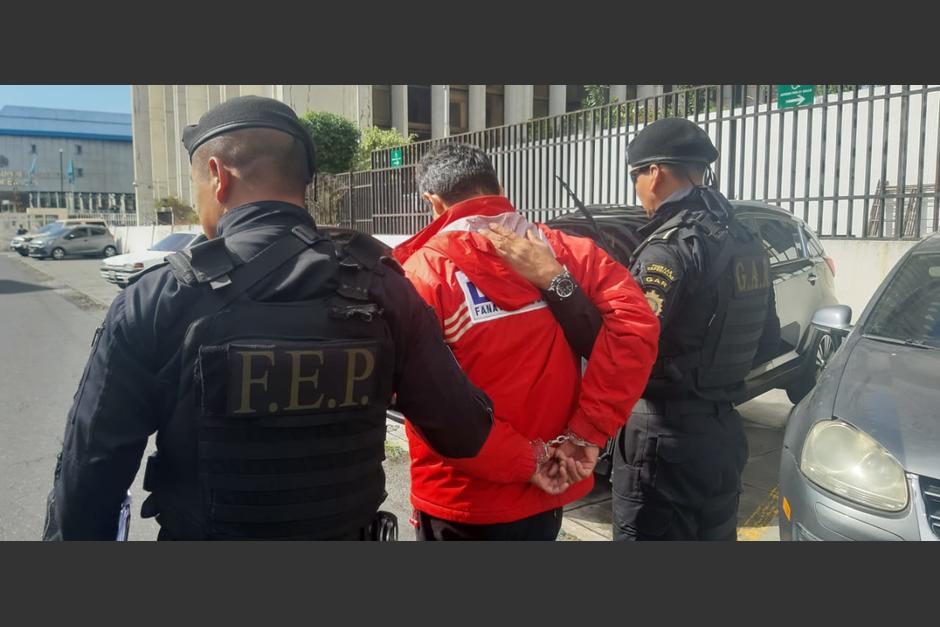 Jorge Enrique Zumarraga Guerrero fue capturado, se le acusa de corrupción de menores. (Foto: PNC)