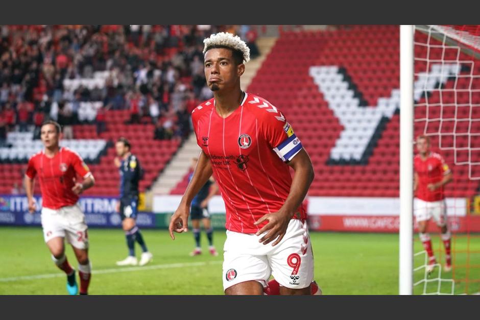 El jugador ha demostrado que no se atemoriza ante los porteros. (Foto: Nottingham Forest)