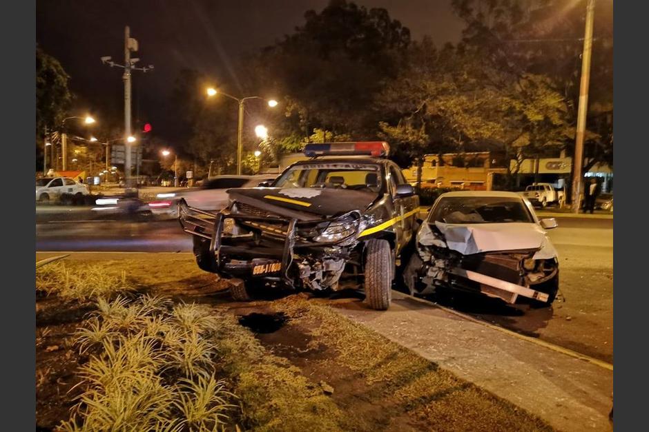 El accidente se report&oacute; esta madrugada en cercan&iacute;as del inicio del Anillo Perif&eacute;rico. (Foto: Amilcar Montejo/PMT)&nbsp;
