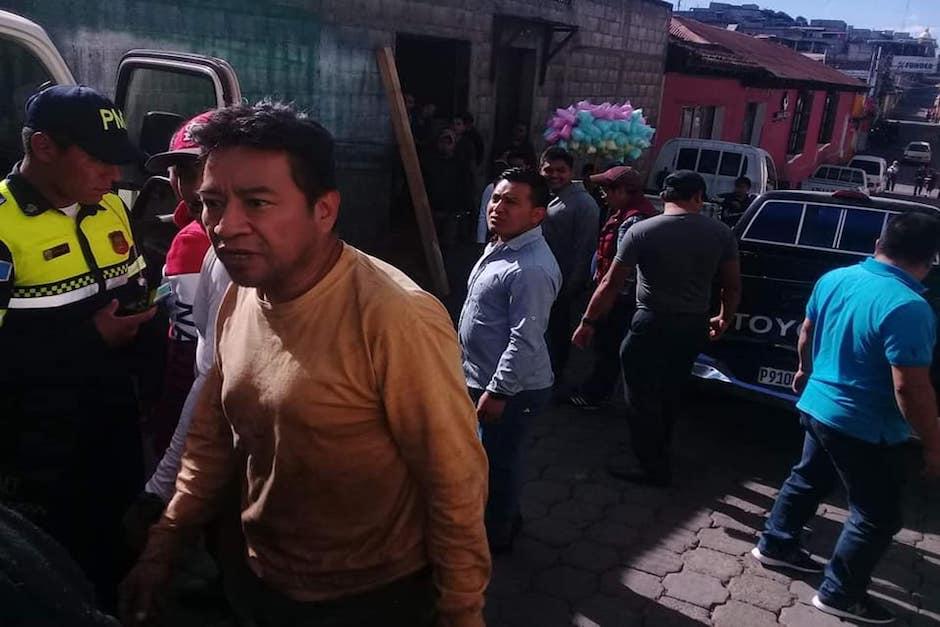 Los socorristas trasladaron a las mujeres al Sanatorio Privado del Hermano Pedro Antigua Guatemala (Foto: Bomberos Sumpango)