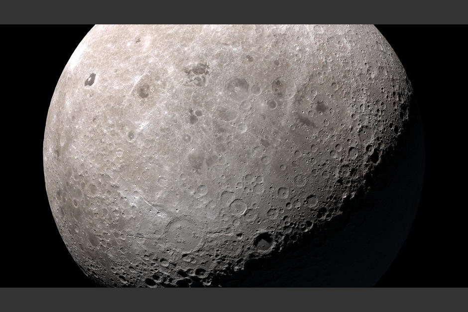 "Esta es una mezcla de alrededor de 100k fotos, lo que me permiti&oacute; enfocar la imagen y superar algunas de las complicaciones causadas por nuestra atm&oacute;sfera turbulenta...", escribi&oacute;&nbsp;el astrofot&oacute;grafo Andrew McCarthy. (Foto: National Geographic).