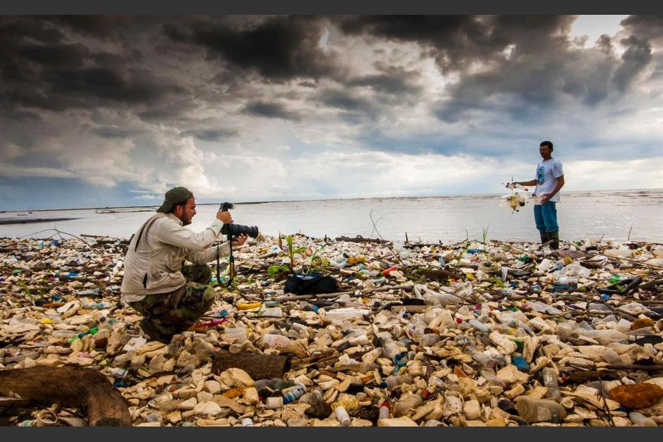 Sergio Izquierdo es un fot&oacute;grafo y conservacionista guatemalteco, con tu ayuda puede retratar los efectos de la contaminaci&oacute;n a nivel mundial. (Foto: Facebook/Sergio Izquierdo)