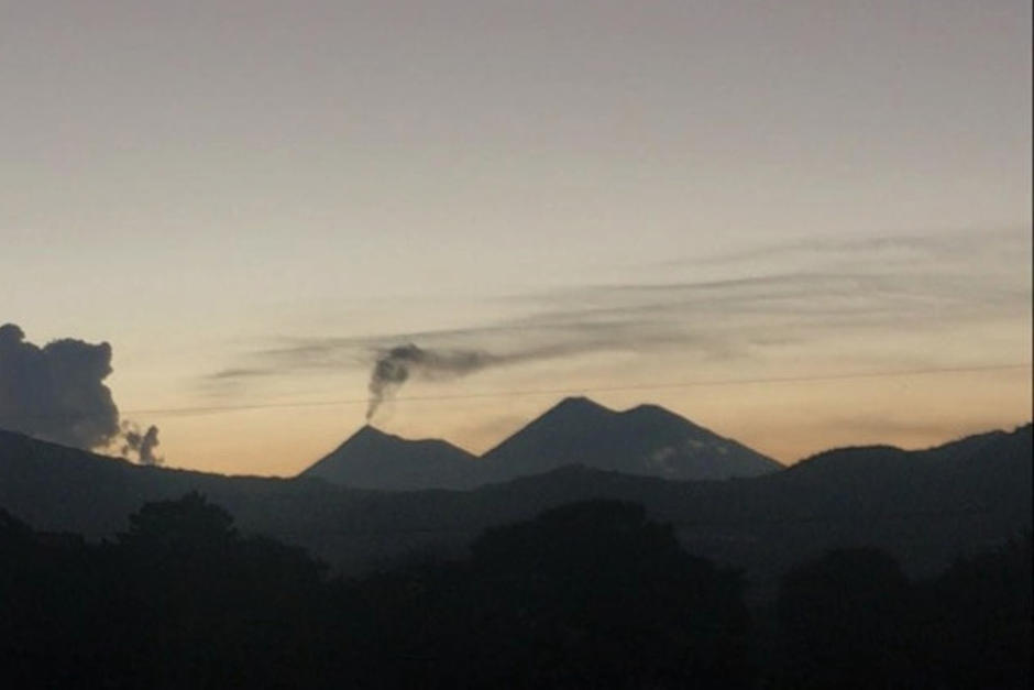 Los volcanes de Fuego y Acatenango dieron un gran espect&aacute;culo. (Foto: Selene Mej&iacute;a/Soy502)